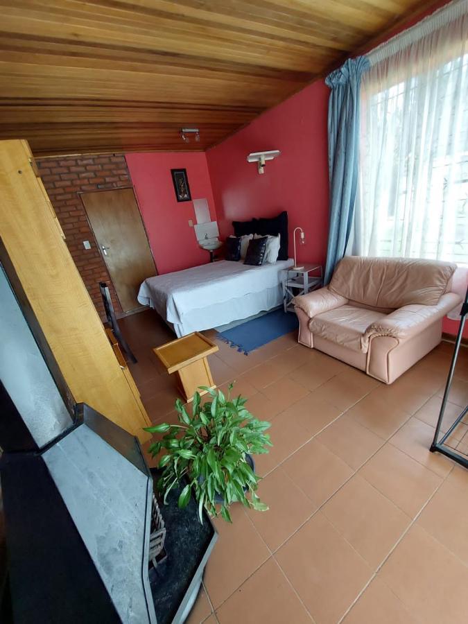 Lion Rock View Guesthouse Maseru Esterno foto